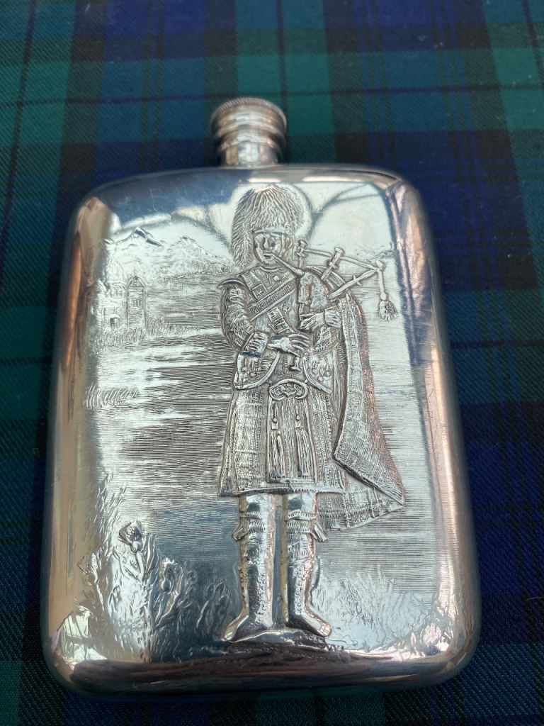 Scottish themed 3oz pewter hip flask