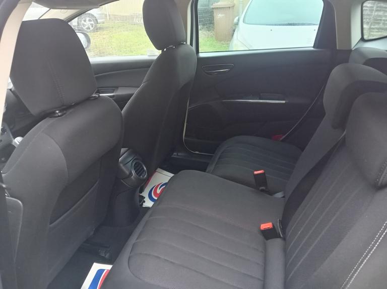 2012 Chrysler Delta 1.4 M-Air SE SAT NAV SHOWROOM CONDITION CAN SECURE 24/7 ON NET DELIVERY AVA H...