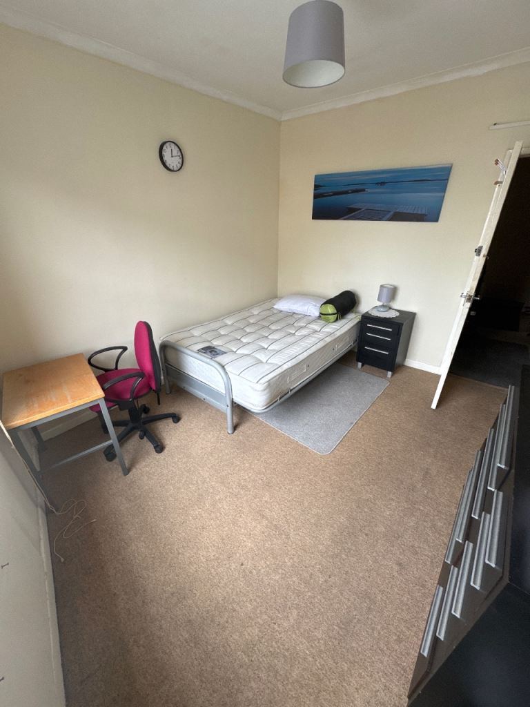 Gosport,rooms for rent