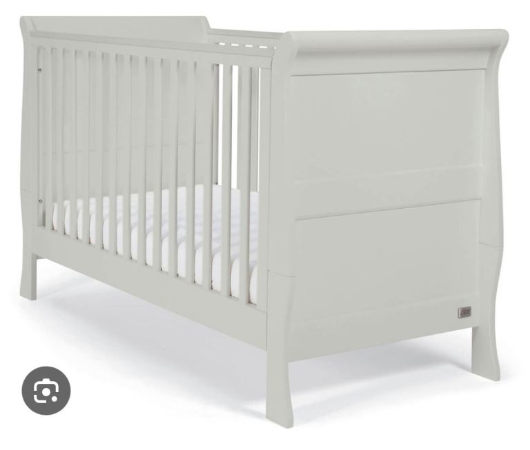 Mamas & Papas Mia Sleigh cot bed