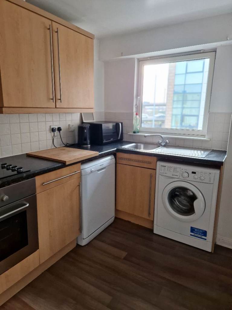 3 double bedroom flat to rent