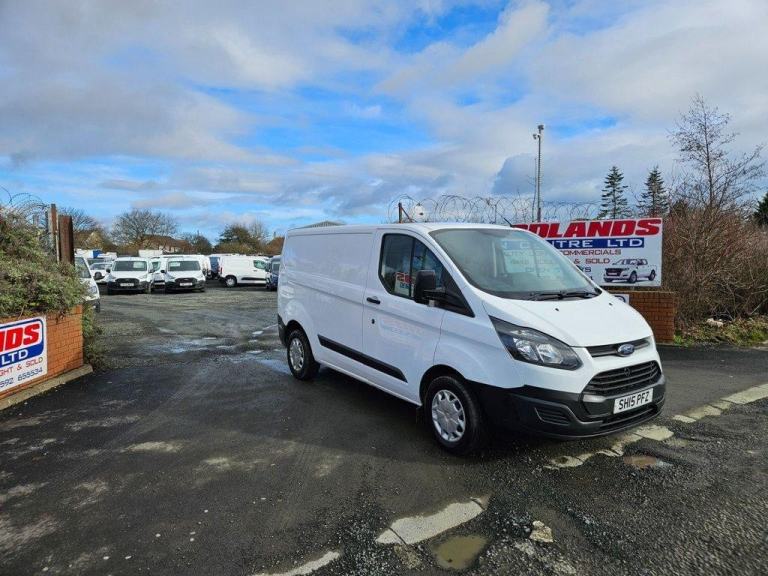 2015 ON 15 PLATE FORD TRANSIT CUSTOM 270 SWB