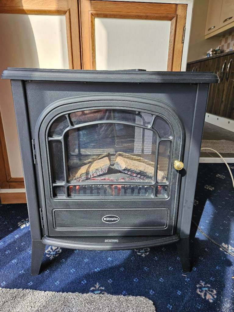 Dimplex Electric Stove Fireplace – Good Condition