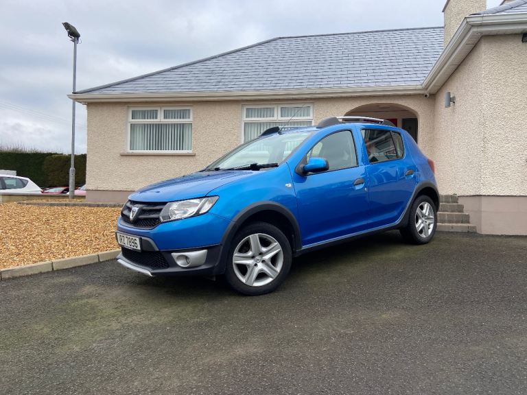 2015 Dacia Sanders 1.5 DCI diesel low road tax. 50 mpg immaculate condition 