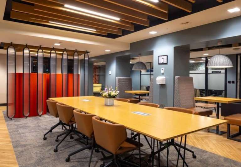 Furnished offices to rent in *Farringdon*. Office Spaces for 4 to 375 desks EC1