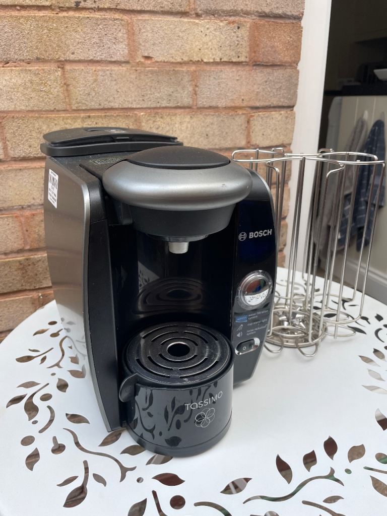 Bosch Tassimo Coffee Machine with Pod Holder – Good Condition