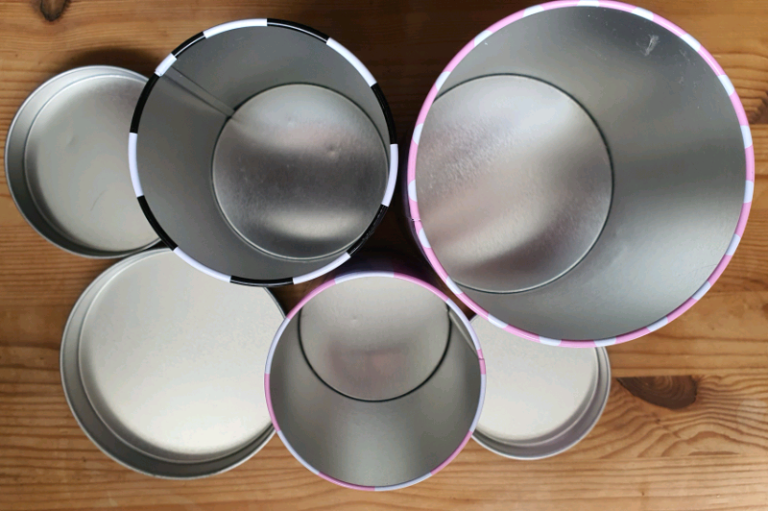 Hello Kitty tin set, 3 piece