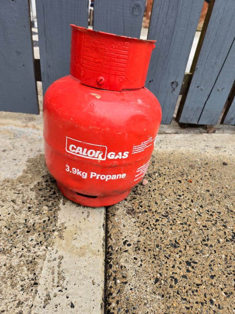 CALOR GAS 3.9kg Propane Bottle HALF FULL 