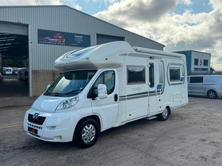 Peugeot BOXER 440 Auto-sleeper Cotswold 4 berth motorhome 