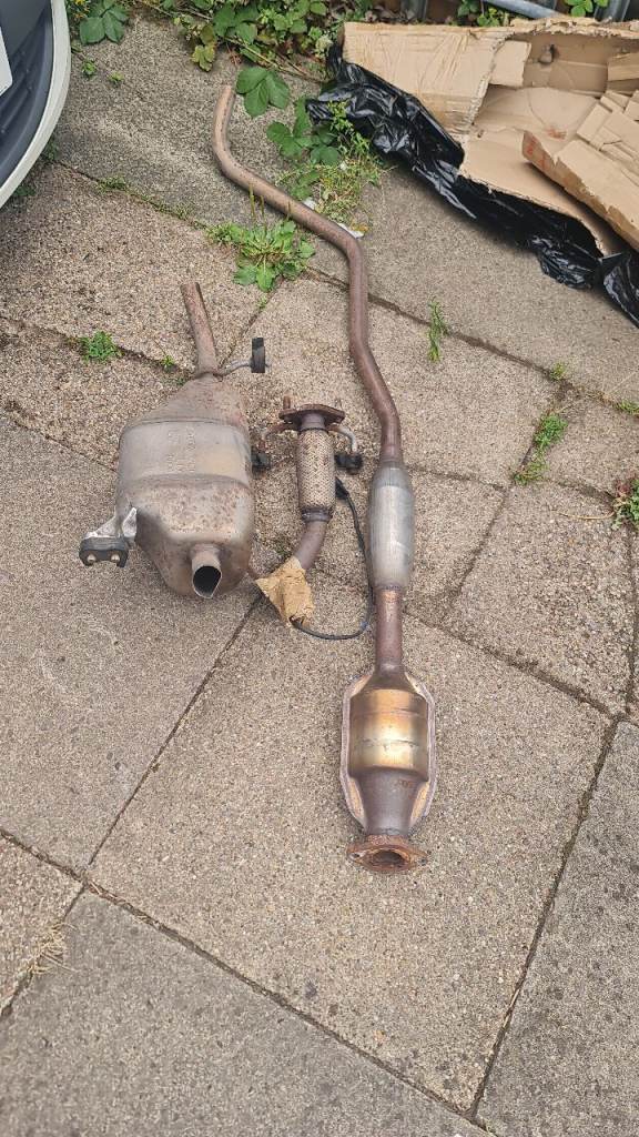 2016 HYUNDAI I10 1.0 PETROL   MIDDLE EXHAUST SECTION & EXHAUST BACK BOX