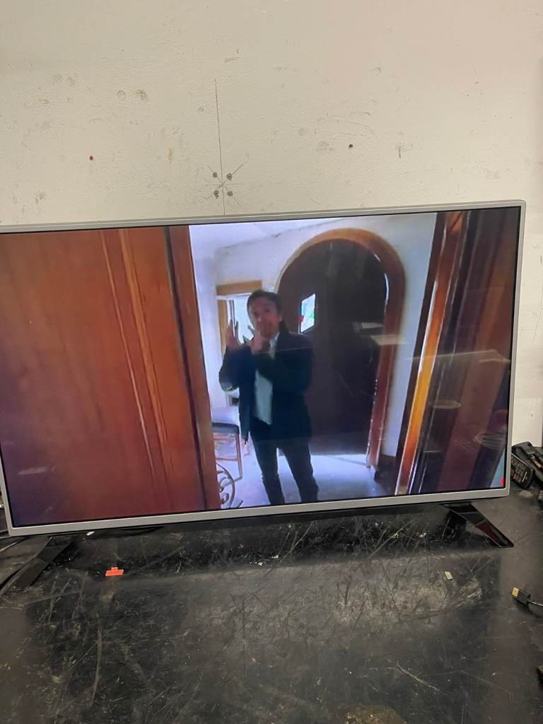 43" LG LED TV