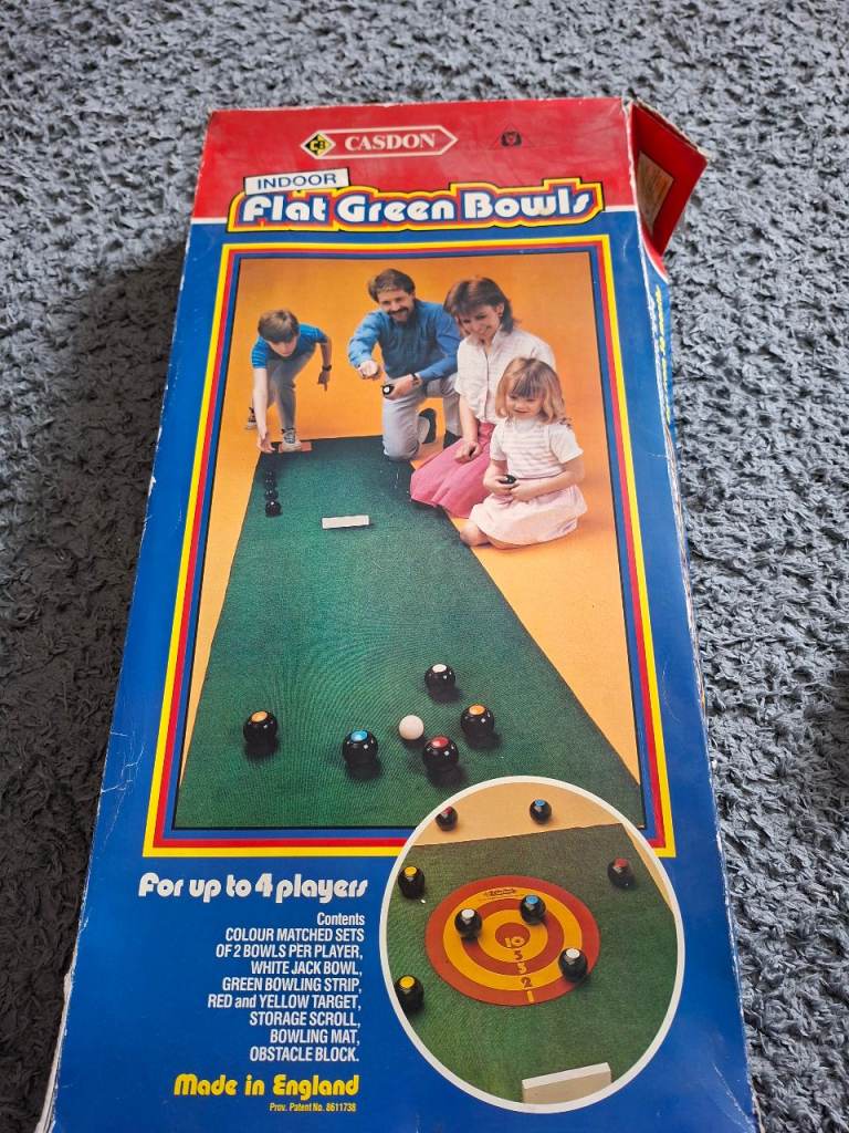 Vintage indoor bowls