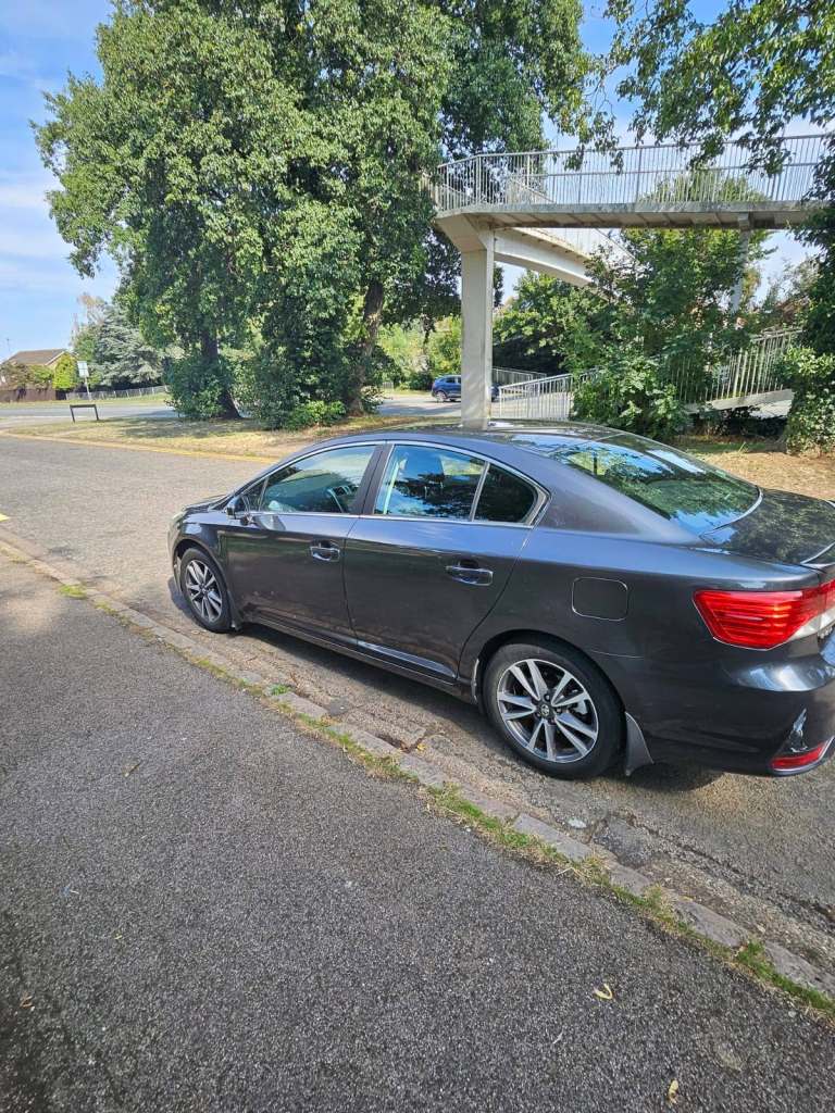 Toyota, AVENSIS, Saloon, 2012, Semi-Auto, 1798 (cc), 4 doors
