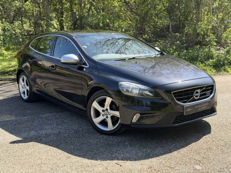2013 Volvo V40 D2 R DESIGN 5dr HATCHBACK DIESEL Manual