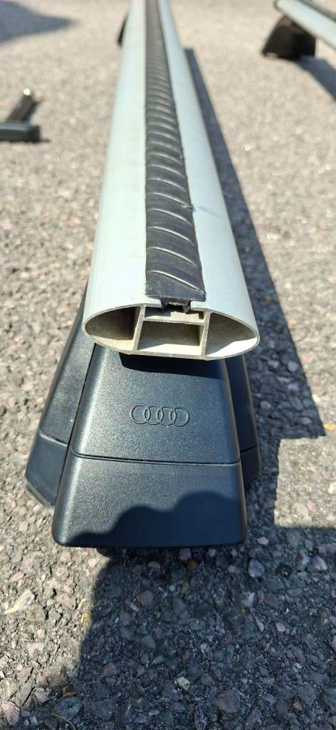 Genuine Audi A3 Sportsback Roof Bars