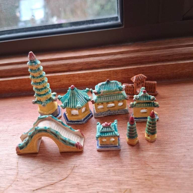 Minature vintage hand painted pagoda bonsai  zen garden items x 9