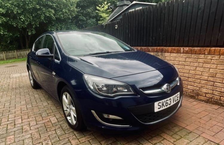 Vauxall aster 1.4 petrol 2013
