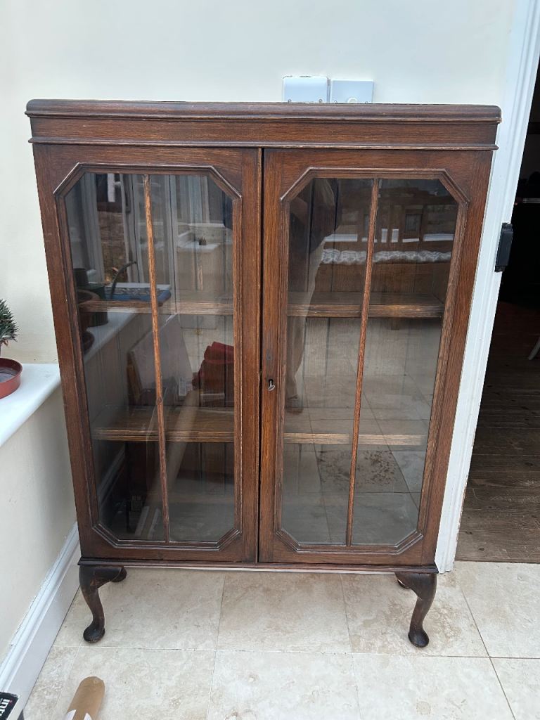 Vintage 1930’s Mahogany Didpay cabinet 