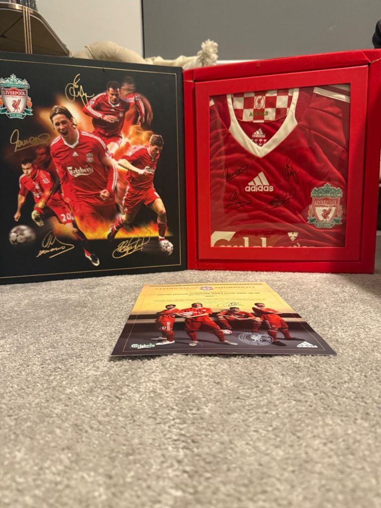 Liverpool FC 2008/09 Limited Edition Signature Series Home Shirt Presentation Box Set.