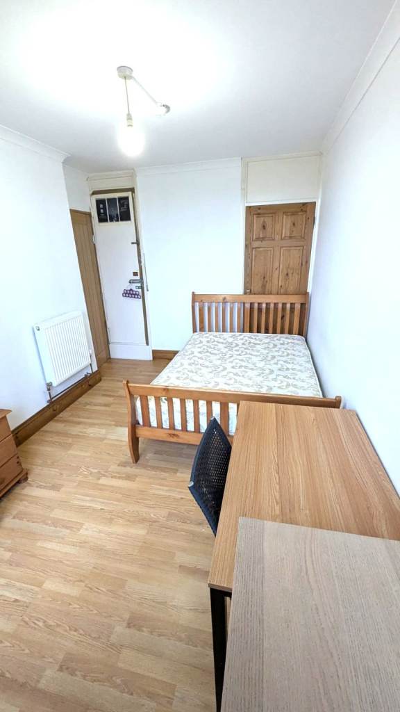 SHADWELL/WAPPING, E1 *ALL INCLUSIVE* DOUBLE ROOM IN 4 BED FLAT