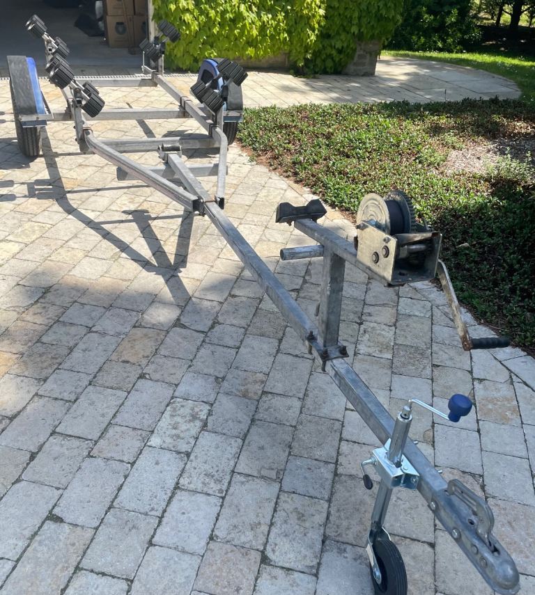Indespension roller boat trailer 750 kg