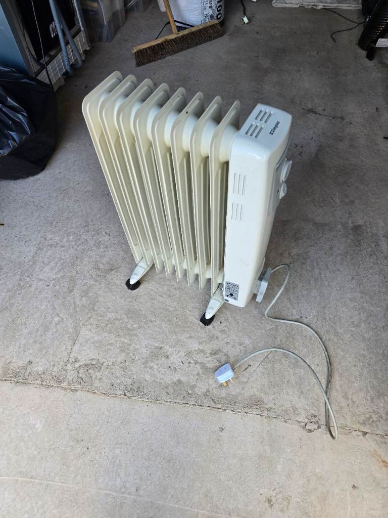 Oil filled electric radiator 