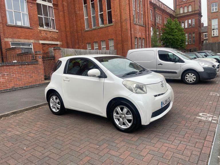 Toyota, IQ, Hatchback, 2009, Manual, 998 (cc), 3 doors