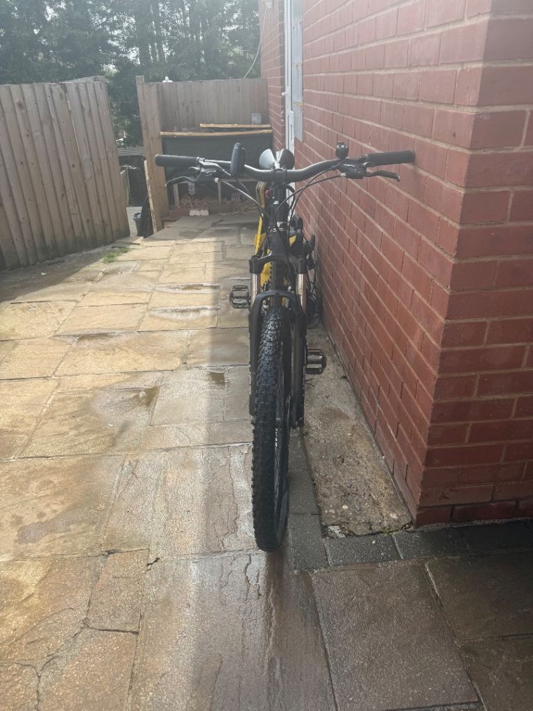 MOUNTAIN BIKE READY TO GO TODAY £55 if gone today