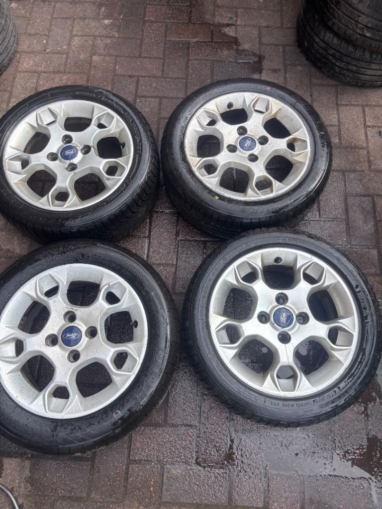 Ford Fiesta 15” Alloy Wheels & Tyres