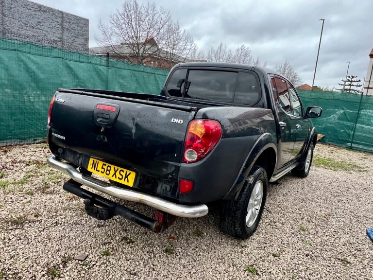 Mitsubishi l200 warrior 