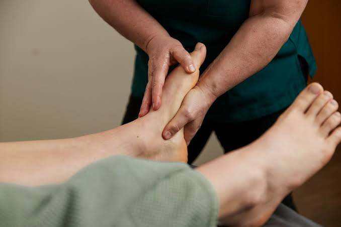 FREE Professional Reflexology 