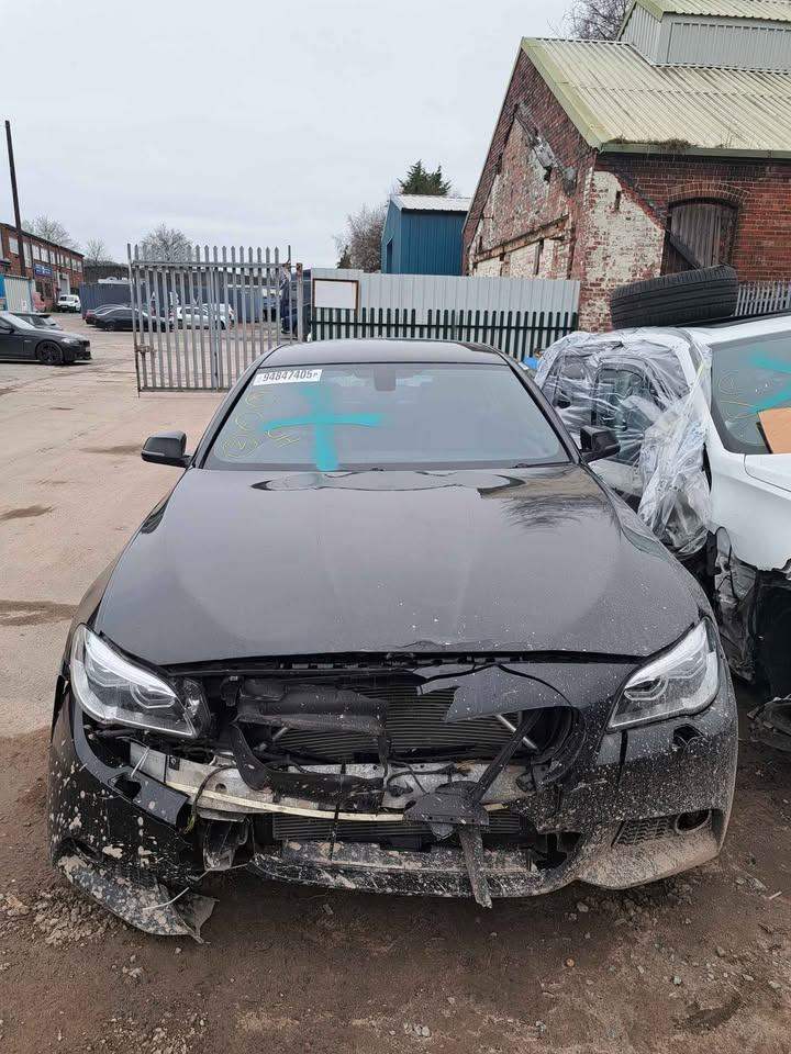 BMW 520D MSPORT LCI F10 F11 BREAKING PARTS LIGHT BONNET BUMPER WING SLAM PANEL DOOR