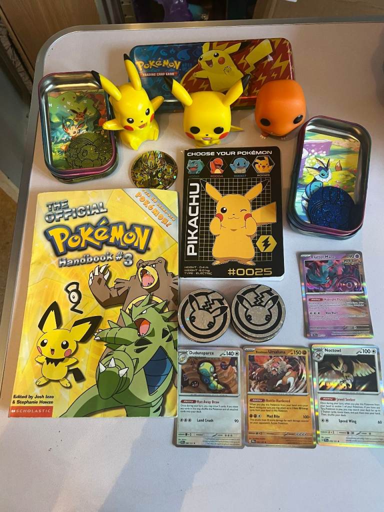 Pokémon Job Lot – Figures, Cards, Handbook & Tins