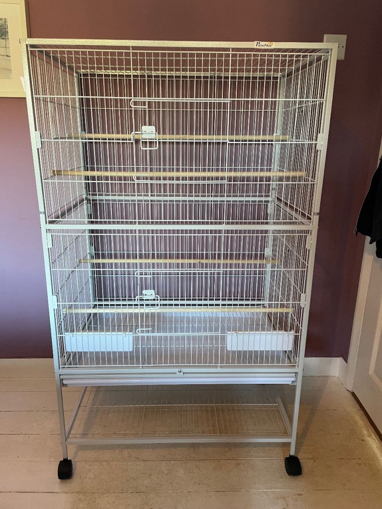 Beautiful brand new large bird cage