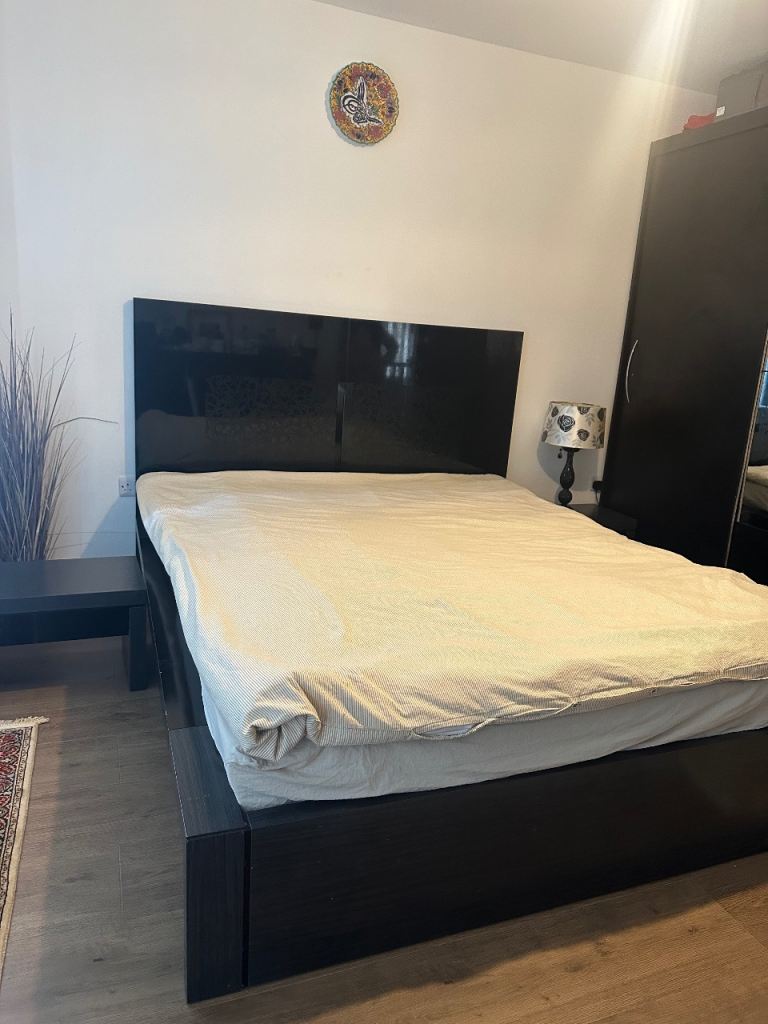 Double room - furnished 