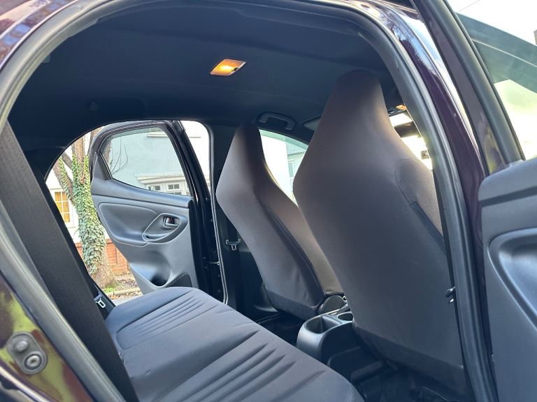 TOYOTA YARIS Hybrid 2020