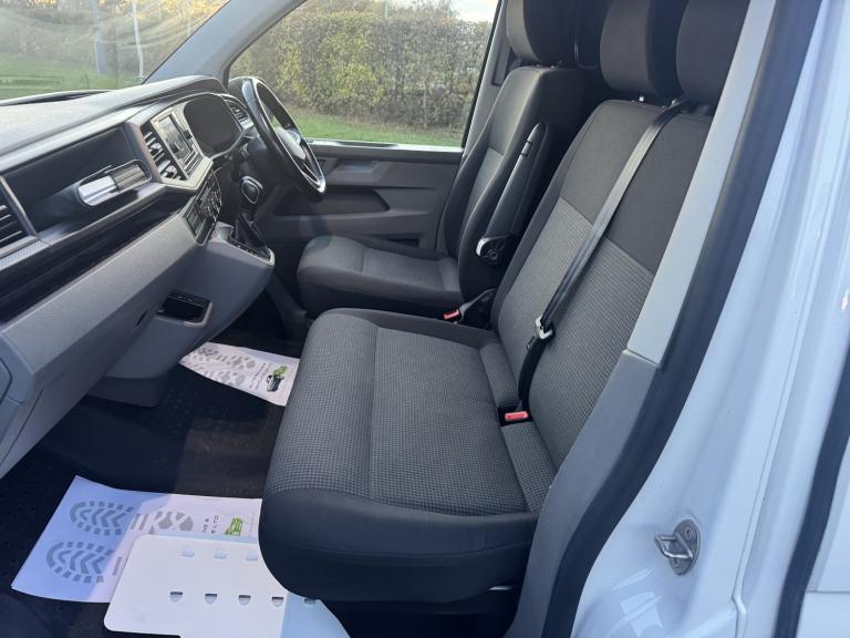 VOLKSWAGEN TRANSPORTER e 110 37.3kWh 2021