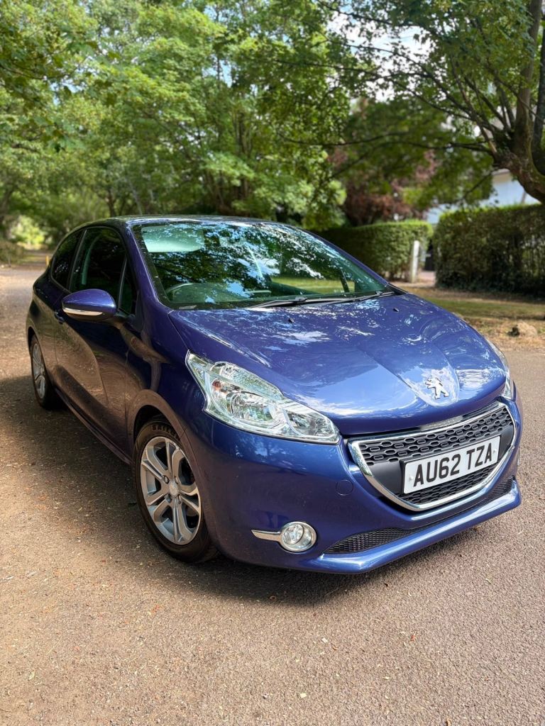 Peugeot, 208, Hatchback, 2012, Manual, 1397 (cc), 3 doors