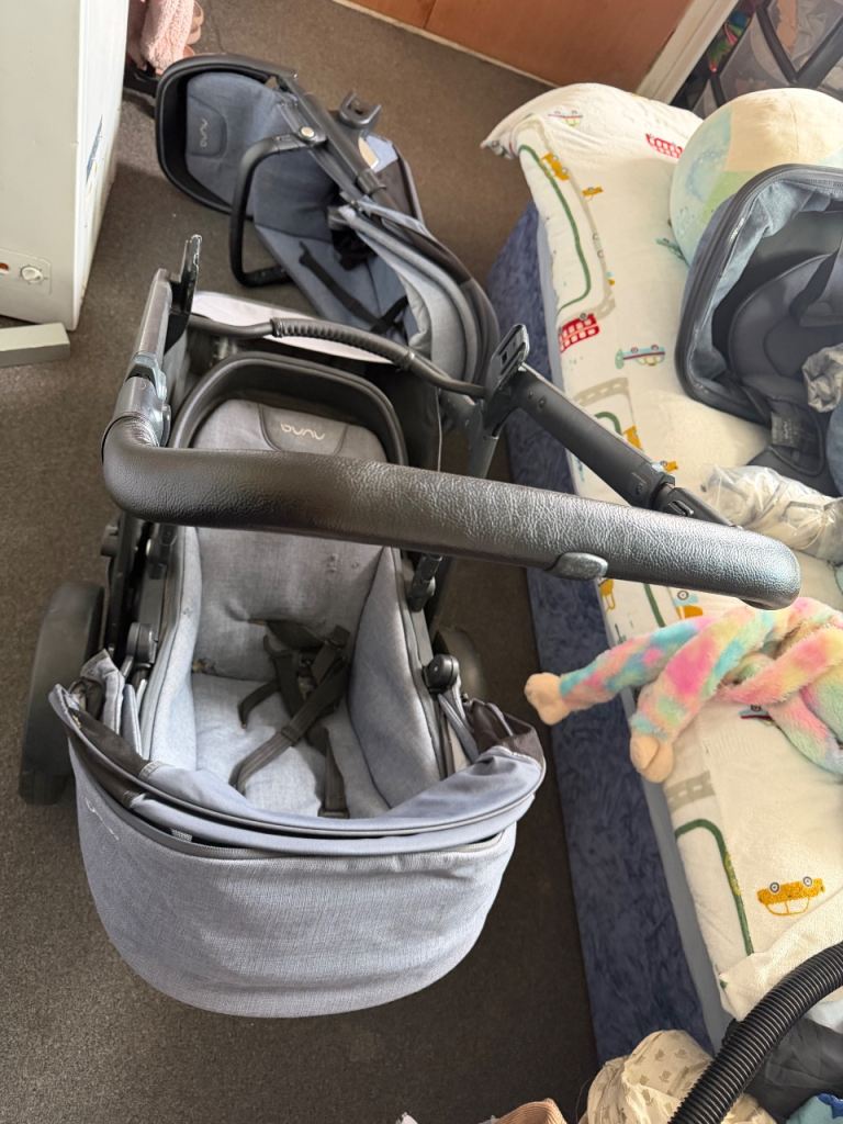 Nuna Demi Grow Travel system Best offer!