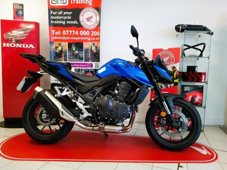 2025 HONDA CB750 Hornet