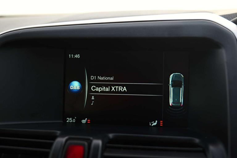 2016 Volvo XC60 2.4 XC60 SE Luxury Nav D5 AWD 4WD 5dr SUV Diesel Manual