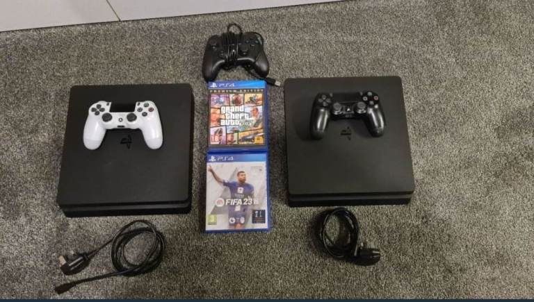 Two slim PS4 consoles 