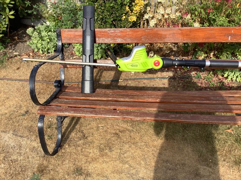  Cordless Hedge Trimmer - Good Condition