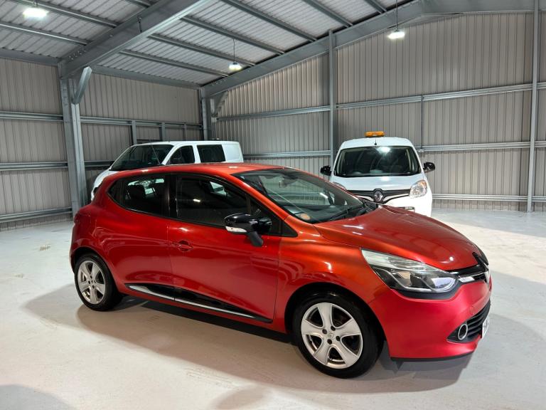 2013 Renault Clio 1.2 16V Dynamique MediaNav 5dr HATCHBACK Petrol Manual