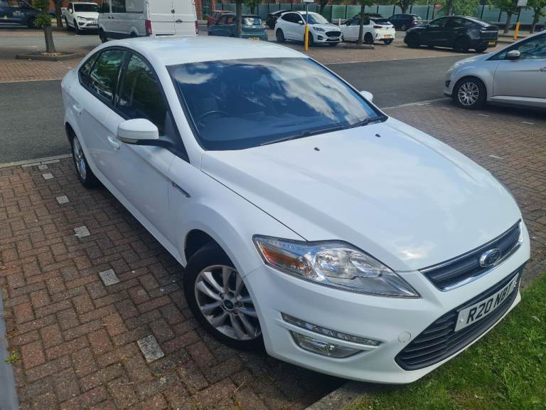 Ford, MONDEO, Hatchback, 2012, Manual, 1560 (cc), 5 doors