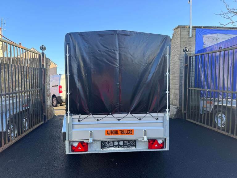 BRAND NEW 8,7ft x 4,2ft TWIN AXLE NIEWIADOW TRAILER WITH FRAME AND COVER 750KG