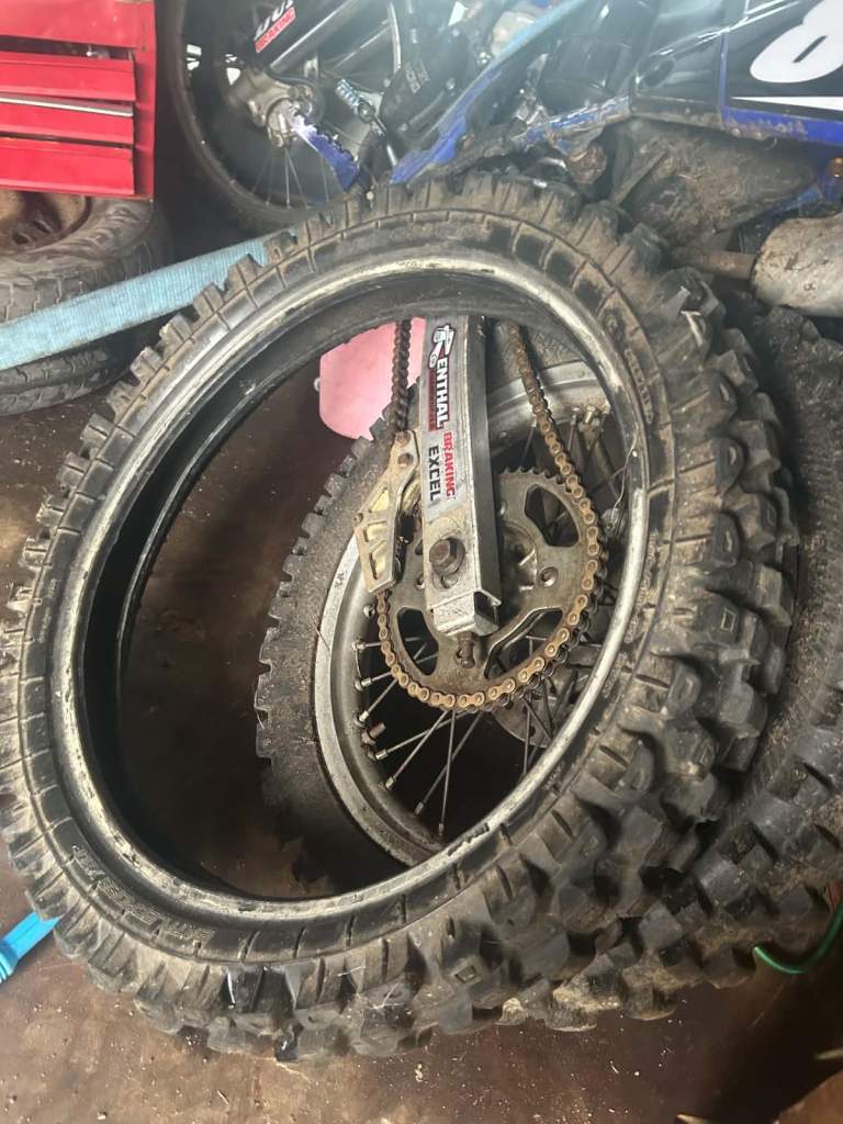 19 inch motorbike tyre 