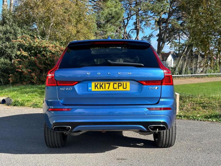 2017 Volvo XC60 2.0 D5 PowerPulse R-Design Pro Auto AWD Euro 6 (s/s) 5dr ESTATE Diesel Automatic
