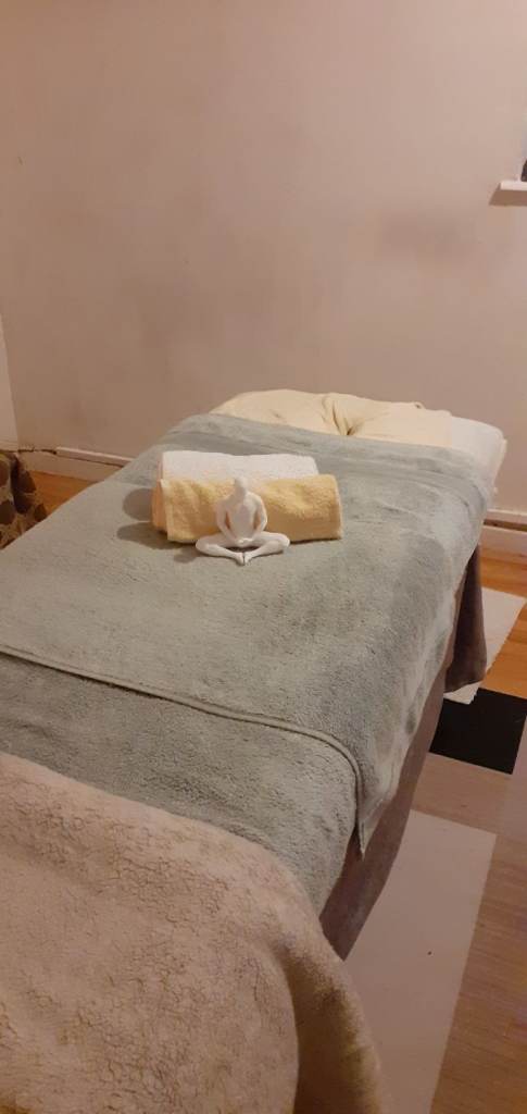 Deep tissue Swedish full body Portuguese massage in Wimbledon 