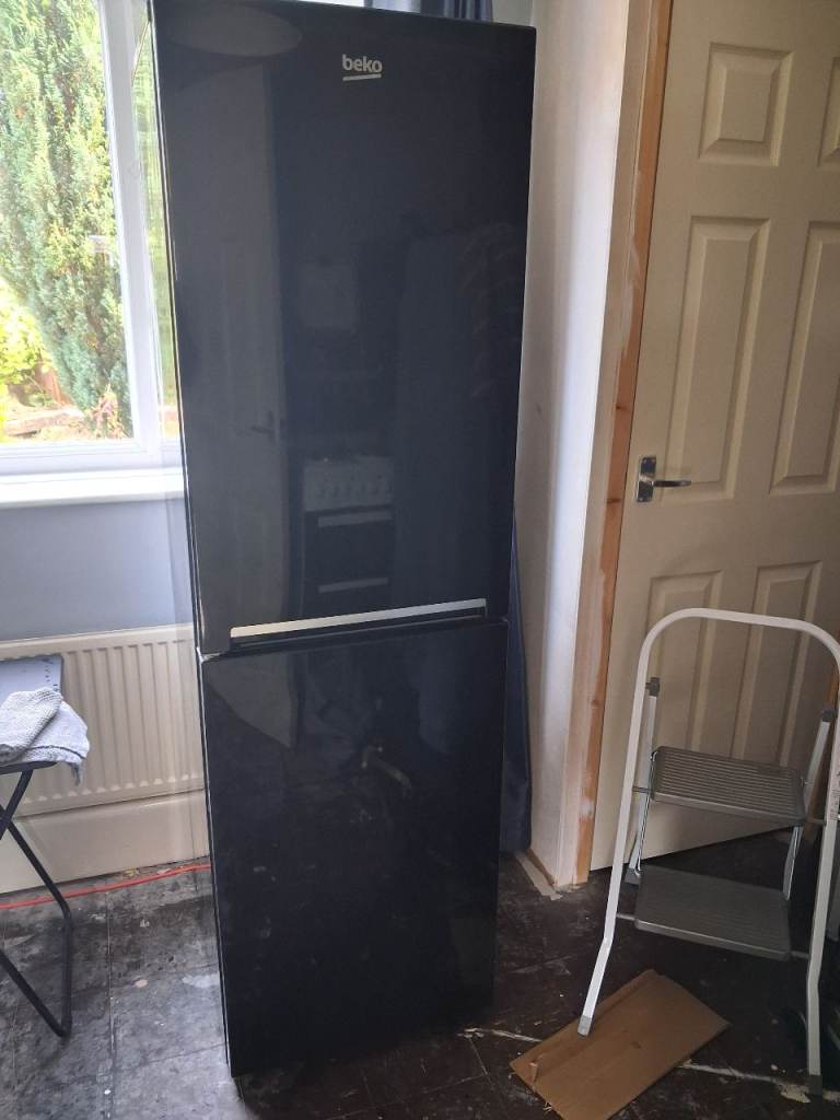 BEKO FRIDGE FREEZER